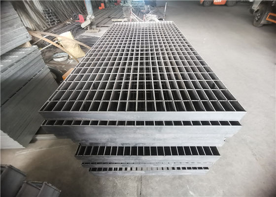 Grilles en acier d'allée de matériaux de construction râpant le polonais électrolytique de 100X8mm
