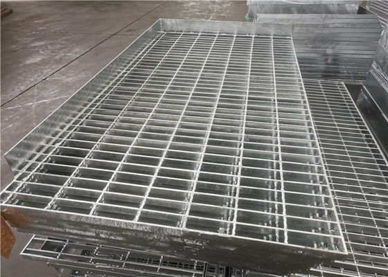 Passage couvert léger de plate-forme d'échelle râpant 275mm de haute résistance