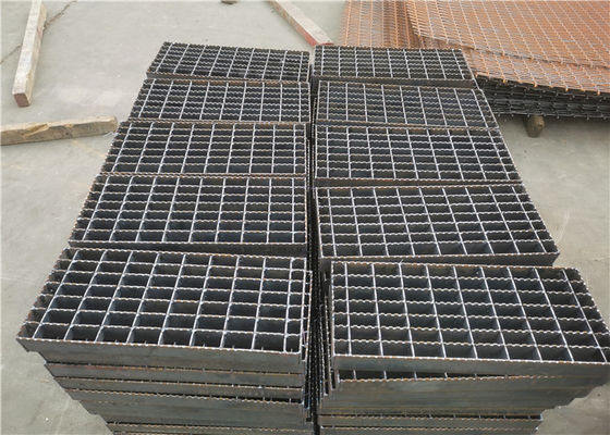 Passage couvert léger de plate-forme d'échelle râpant 275mm de haute résistance