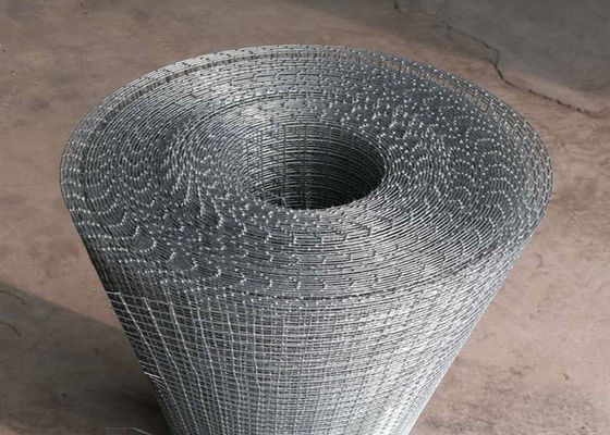 le fil soudé par 1.5*1.5cm Mesh Fence 4x8 a soudé des panneaux de fil pour la cage de poulet