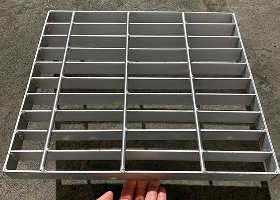 La barre d'acier inoxydable en aluminium râpant la poudre de la catégorie Q325 a enduit