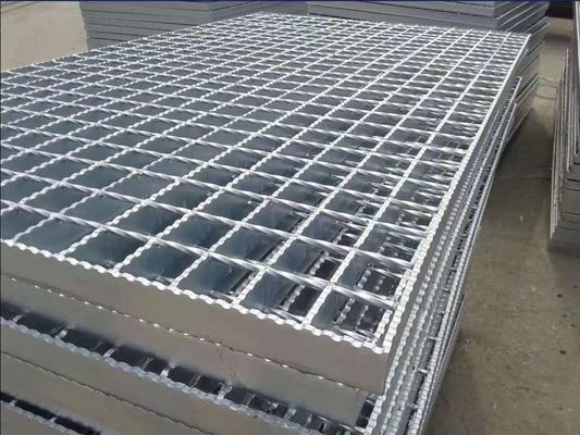 30*100mm ont galvanisé le passage couvert extérieur soudé de grille en métal de grille en acier