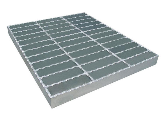 30*100mm ont galvanisé le passage couvert extérieur soudé de grille en métal de grille en acier