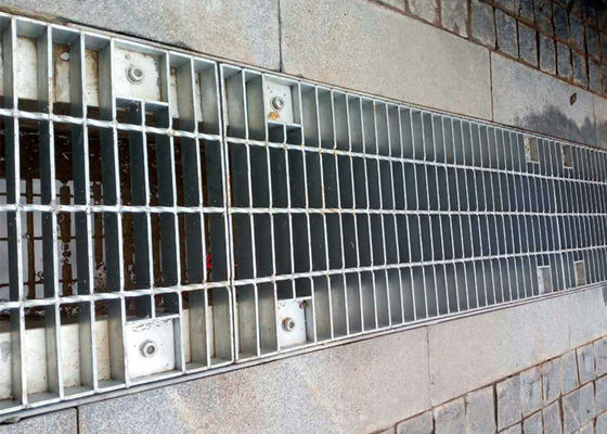 Couleur en acier galvanisée de 304 rubans d'acier inoxydable de plat de grille de passerelle