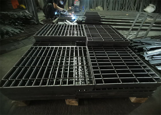 Grille en acier en métal du plat 50mm de grille de couverture de drain de preuve de rouille pour la plate-forme