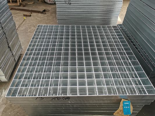 32x3mm ont galvanisé le boutissoir discordant en acier de plat verrouillé pour le passage couvert d'allée