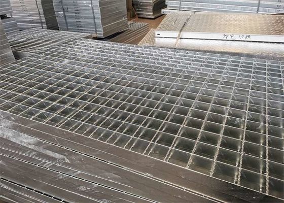 Largeur en acier de la grille 1250mm d'allée d'anti corrosion pour les usines chimiques