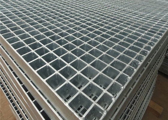 L'immersion chaude de la piste Q195 d'aéroport a galvanisé la couverture discordante en acier de drainage
