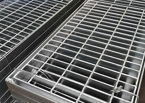 Barre d'acier galvanisée 7mm épaisse lourde de mine râpant la portance Q345 forte