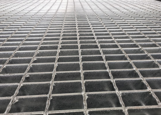 Grille en acier soudée par résistance piétonnière de dérapage de passage de structure métallique