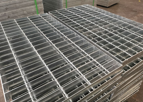 Le fossé Q235 galvanisé en acier plat denté râpe la résistance de la rouille