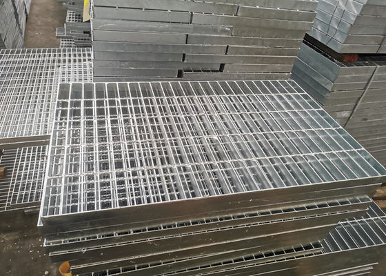 Grille de drain d'allée galvanisée anti par dérapage d'acier inoxydable de la grille Q195 de la Manche