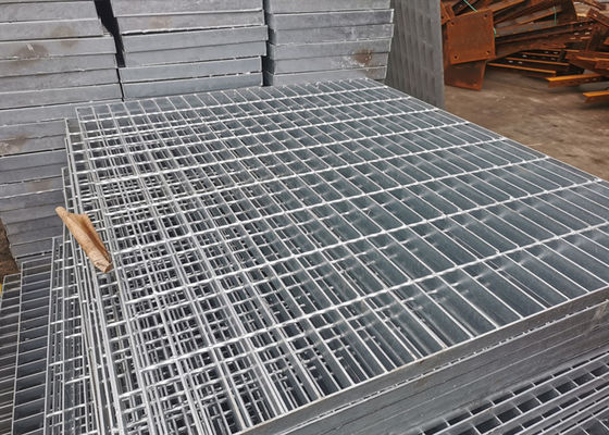 Ensabotent non la plate-forme galvanisée résistante 75x10mm de grille de passage couvert
