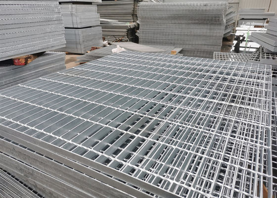 Ensabotent non la plate-forme galvanisée résistante 75x10mm de grille de passage couvert