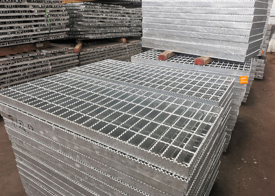 Plancher galvanisé d'usine chimique râpant l'anti soudure de résistance à la pression de dérapage
