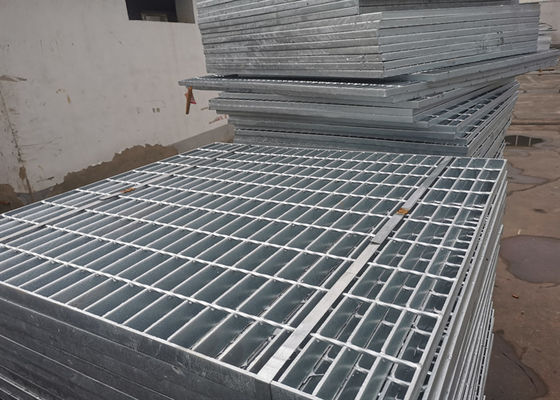 L'immersion chaude résistante galvanisant pour le véhicule à moteur Access a soudé la grille en acier